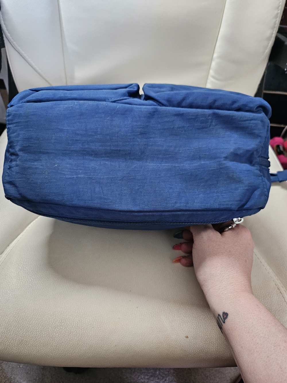 Baggallini Deep Blue Crossbody with Matching Wristlet - Picture 4 of 16